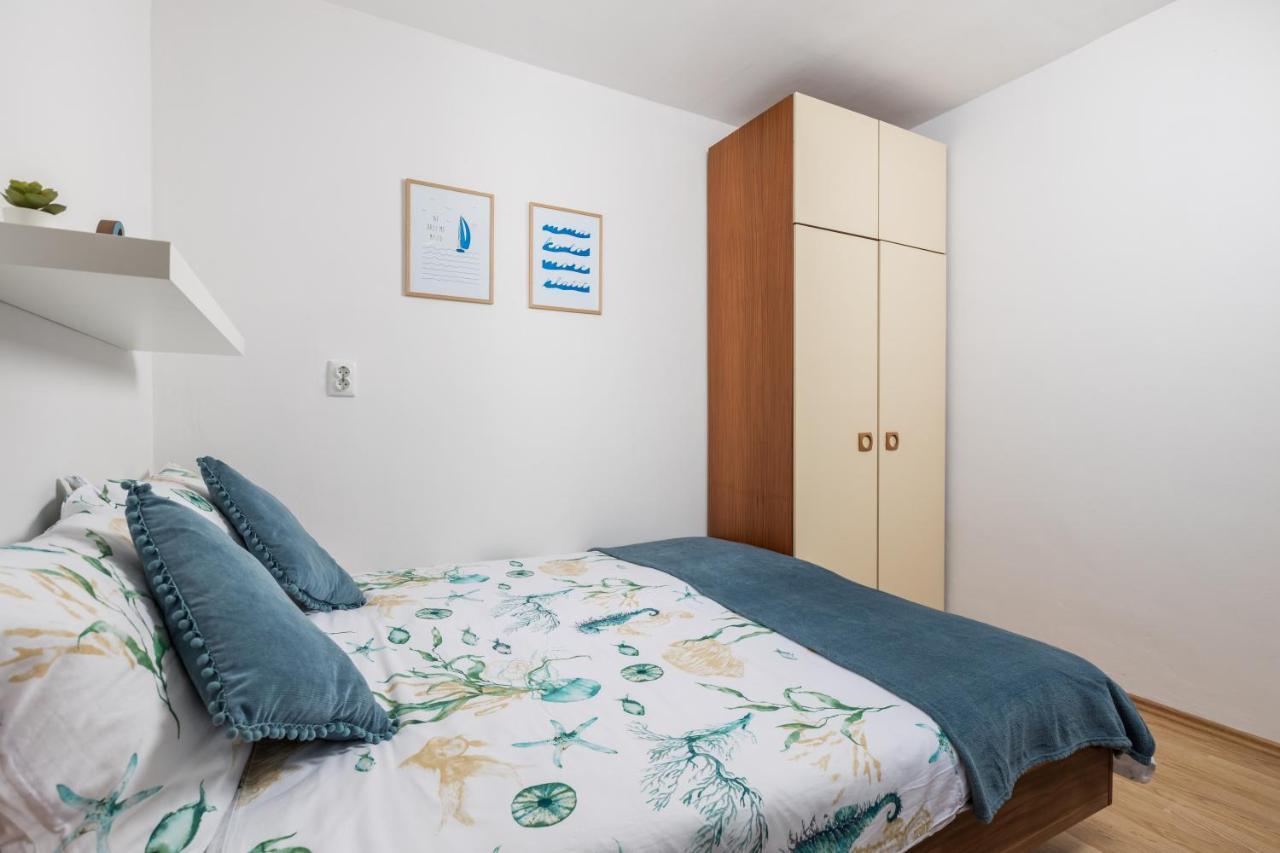 Apartment Papalina Vrsar Exterior photo