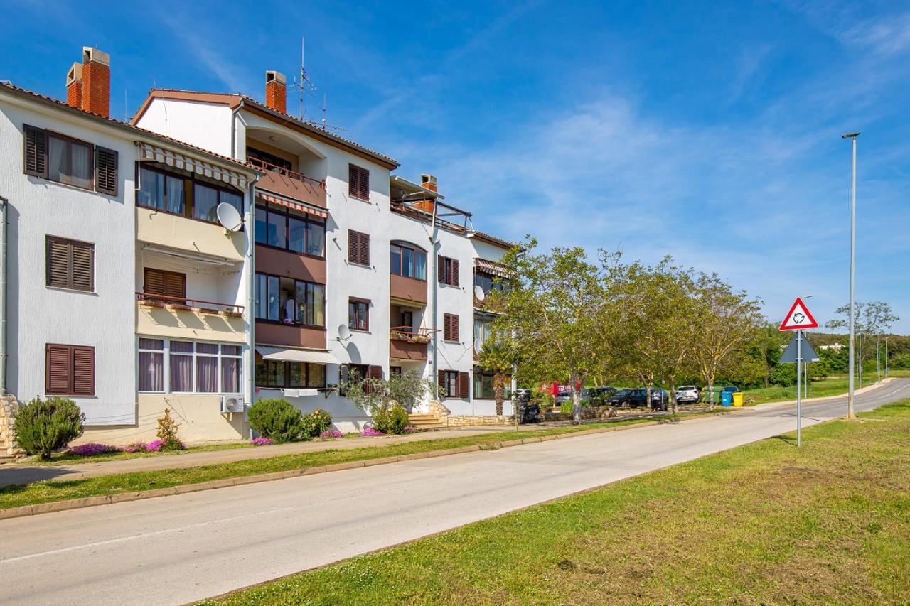 Apartment Papalina Vrsar Exterior photo